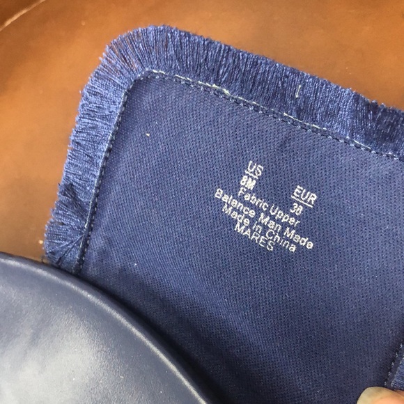 Sam Edelman Slides - Picture 8 of 8